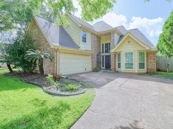 2915 Cotton Stock Dr, Sugar Land, TX 77479