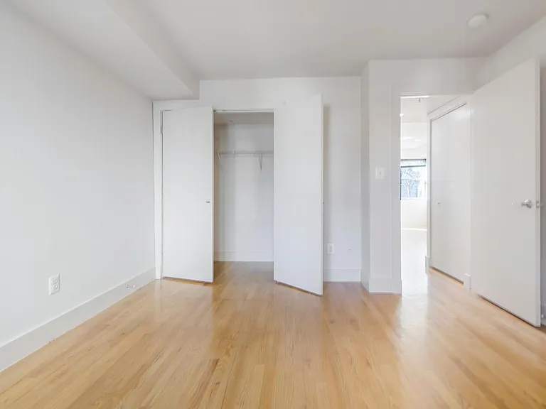 1310 K St SE #204 — Photo 18