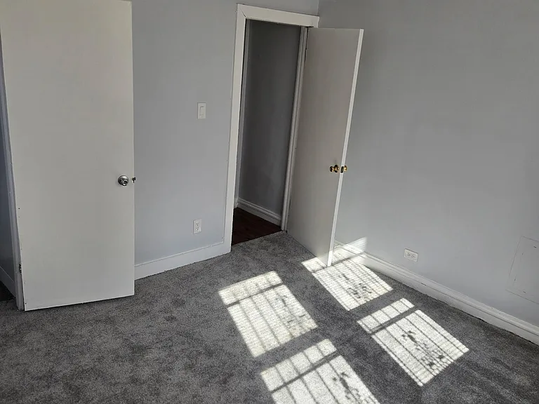 8058 S Hermitage Ave — Photo 33