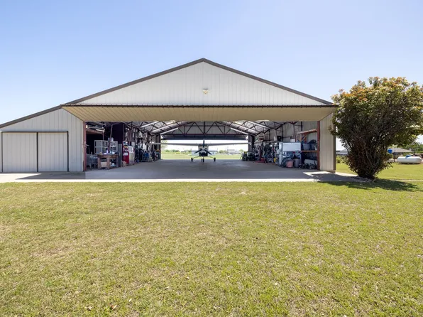 237 Graben Ln, Rhome, TX 76078