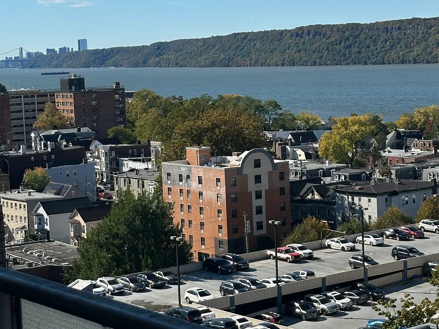 2 bed, $2,588 — Photo 4