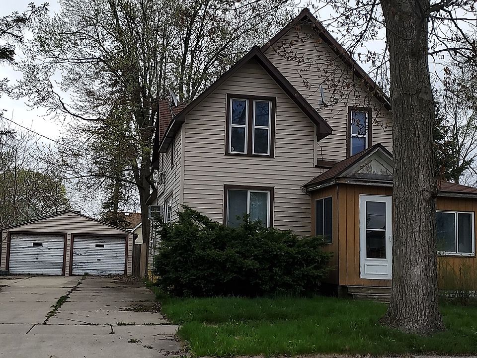 2nd image of 621 Alger Ave