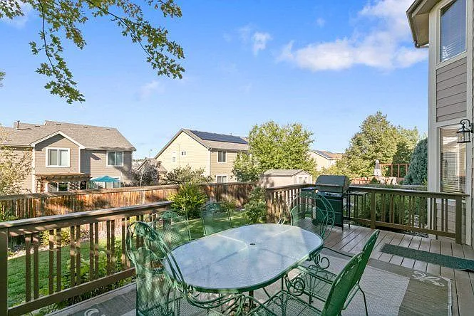 829 Sparrow Hawk Dr — Photo 31