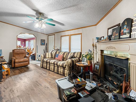 2nd image of 13128 Crest Dr