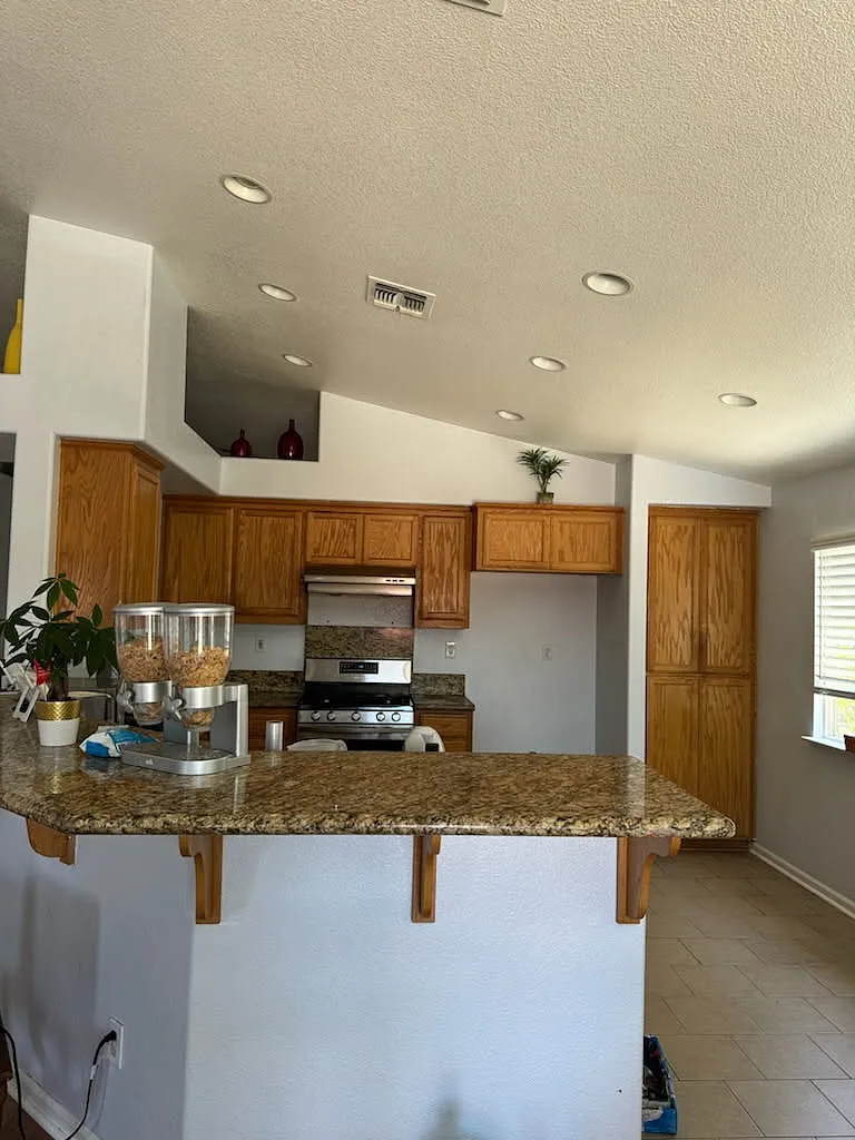 4 bed, 1980 sqft, $2,599 — Photo 1
