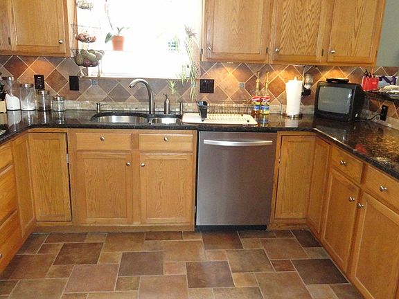 Spacious Kitchen