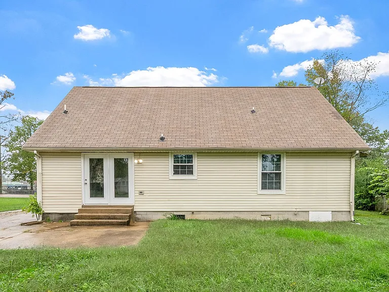 410 Appleton Dr — Photo 25