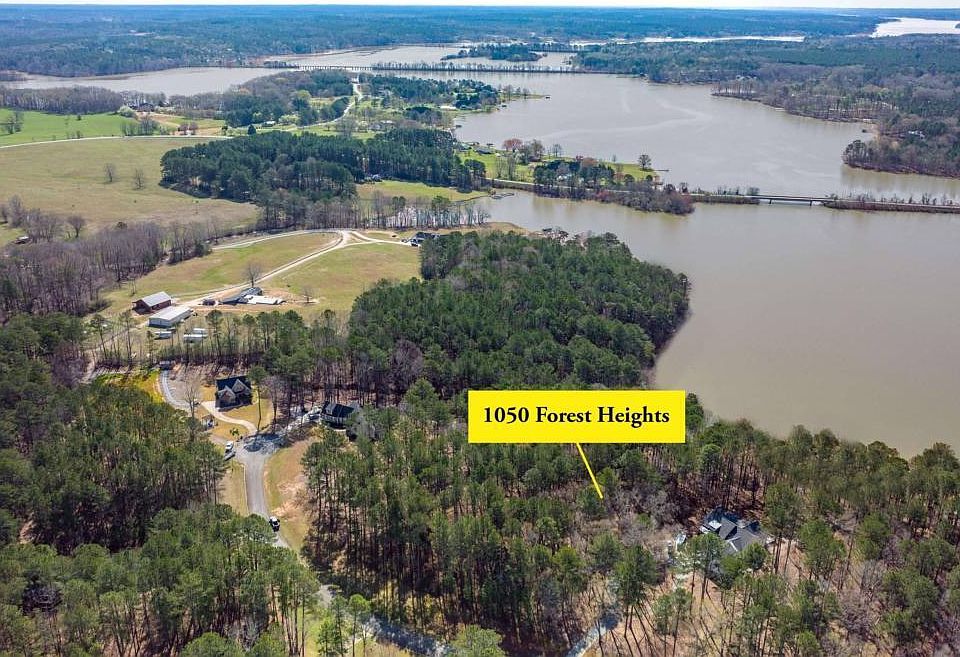 1st image of 1050 Forest Hts