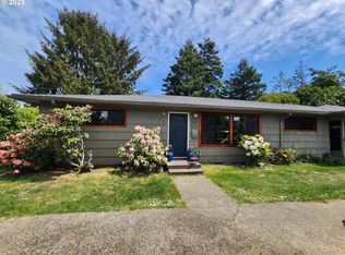 1816 Cedar Ave, Reedsport, OR 97467