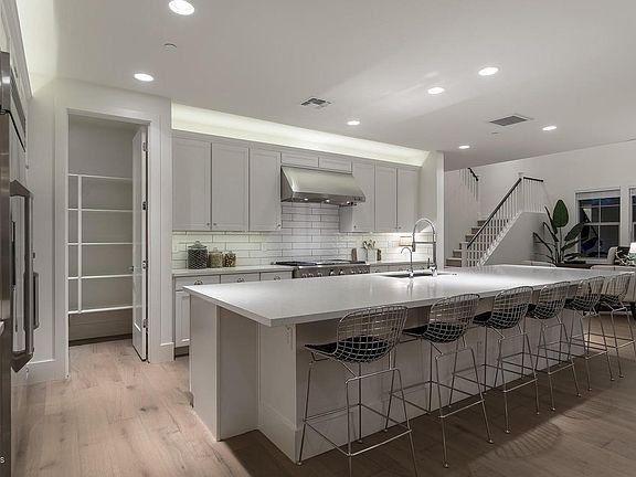 4th image of 26602 N 104th Pl