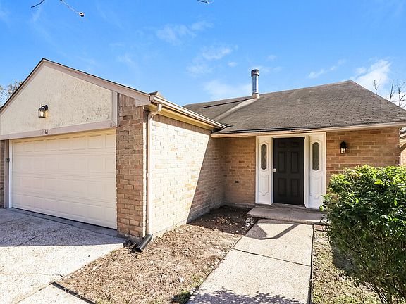 3rd image of 1611 Bodart Cir