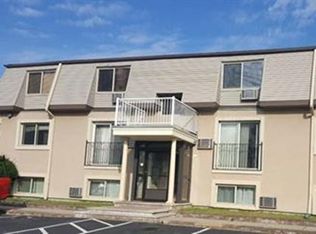 222 Stackpole St APT 2, Lowell, MA 01852