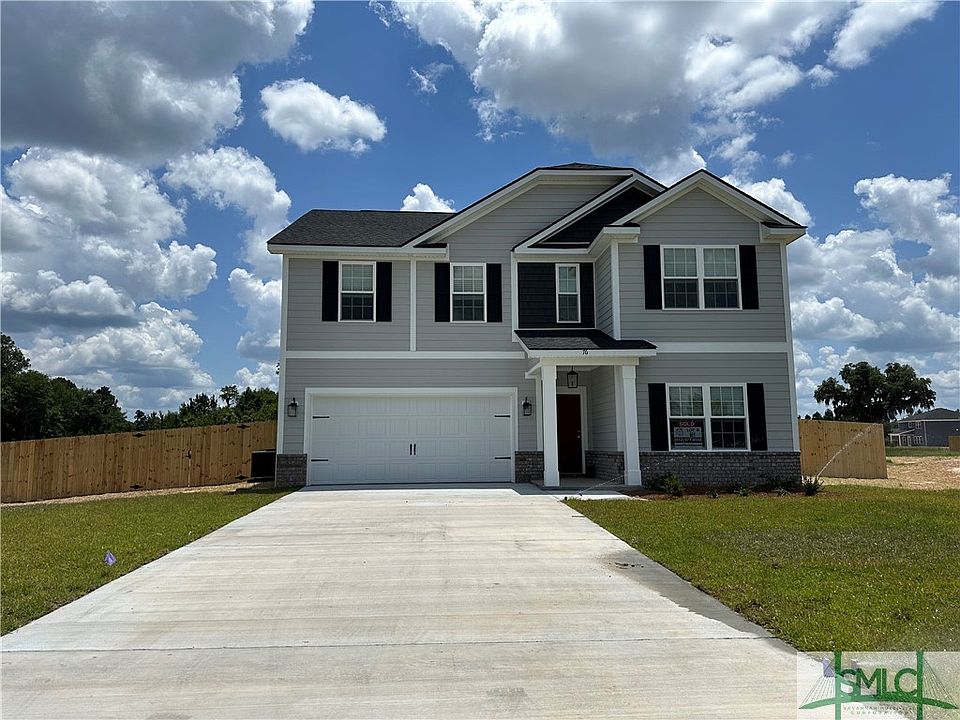 1st image of 76 Tranquil Lane NE