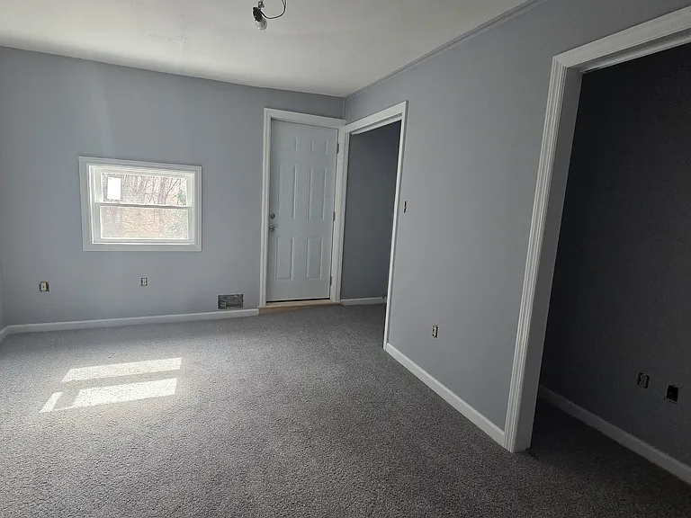 199 Broadway Ave — Photo 11