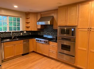 1112 N Thompson Rd, Lafayette, CA 94549