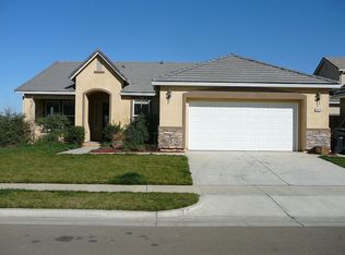 462 Meadow Creek Dr, Patterson, CA 95363