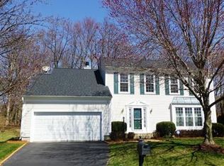 13113 Holly Leaf Ct, Woodbridge, VA 22192