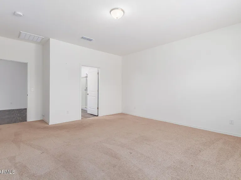 2415 E San Miguel Dr — Photo 10