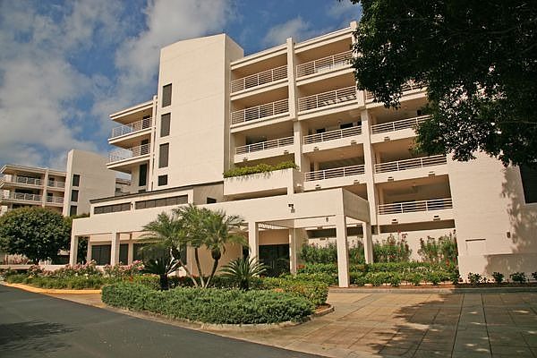 2nd image of 2101 Gulf Of Mexico Dr APT 2203