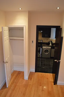 Rented by CoSo Apartments | media 18