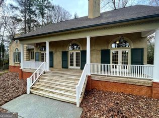 465 Stonehenge Dr NW, Marietta, GA 30064