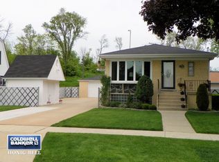 7130 W 96th St, Oak Lawn, IL