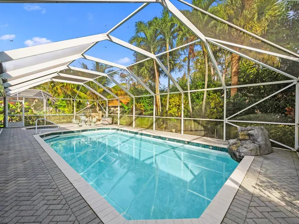 103 Cypress Trace, Royal Palm Beach, FL 33411
