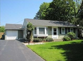 124 Skycrest Dr, Rochester, NY 14616