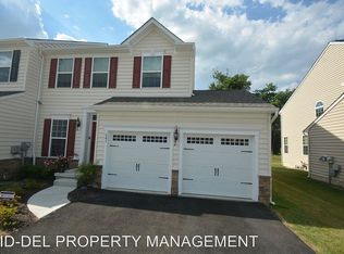 541 Canal Dr, Middletown, DE 19709