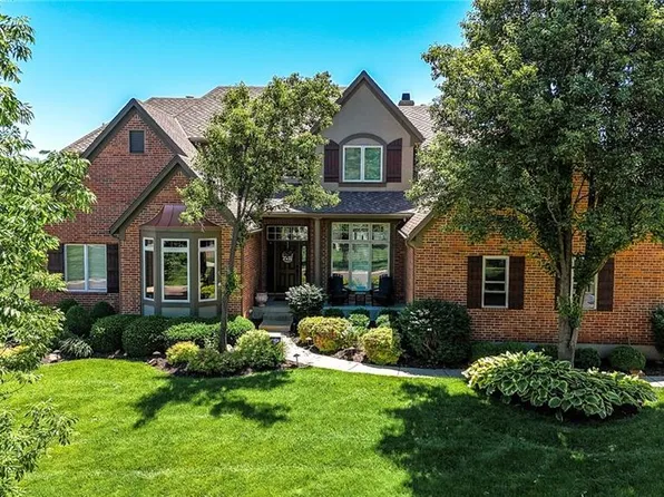 9905 W 144th St, Overland Park, KS 66221