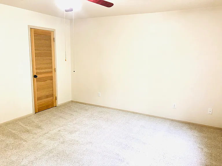 965 Stefany Ln — Photo 13