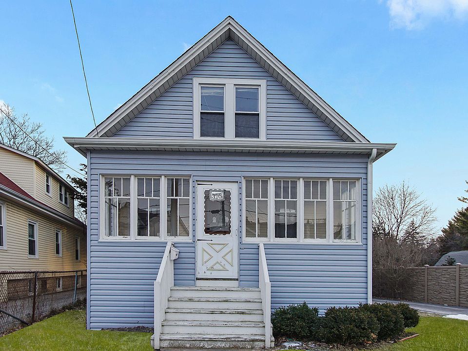 1st image of 316 W Green St