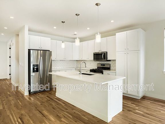 5th image of 3750 N Gilpin St