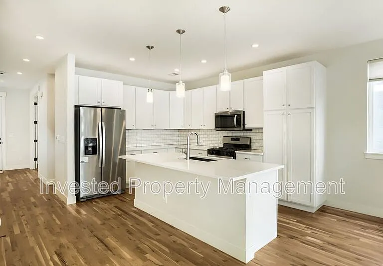 3750 N Gilpin St — Photo 5