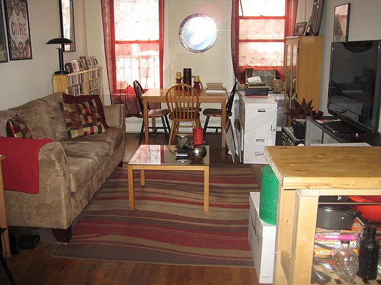 Rented by Lovett Realty, Inc. | media 37