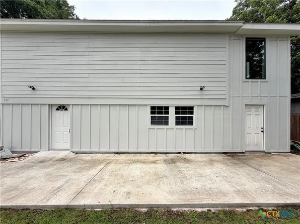 317 S Emma, Bartlett, TX 76511