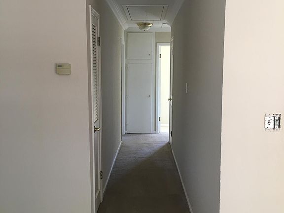 4th image of 3165 Maddux Dr
