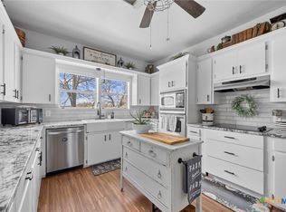 656 County Road 1301, Lampasas, TX 76550