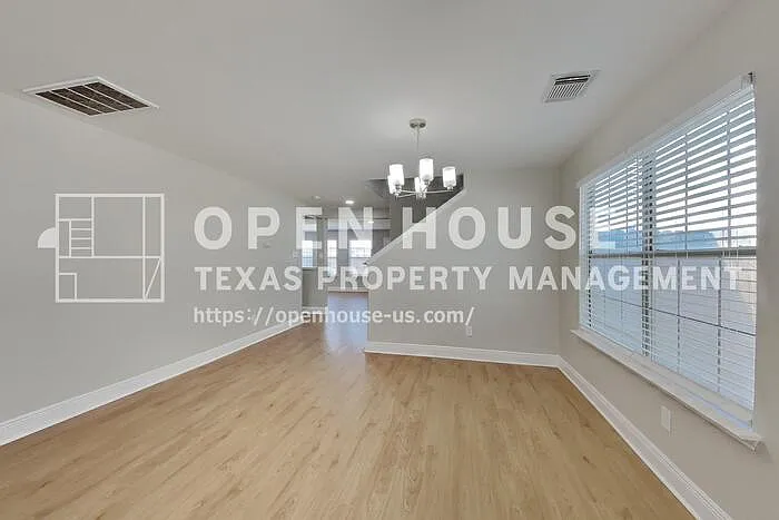 29402 Legends Hill Dr — Photo 8
