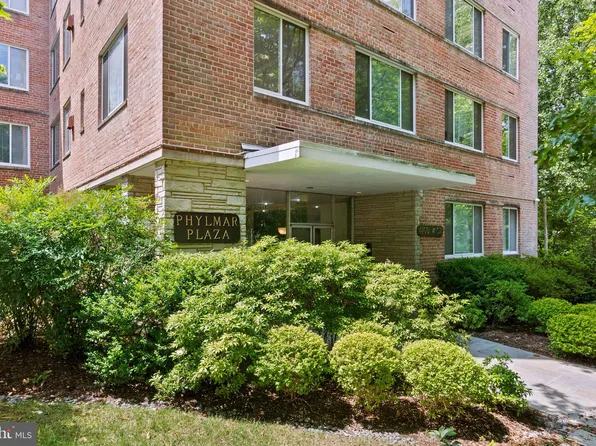 4100 W St NW #305, Washington, DC 20007