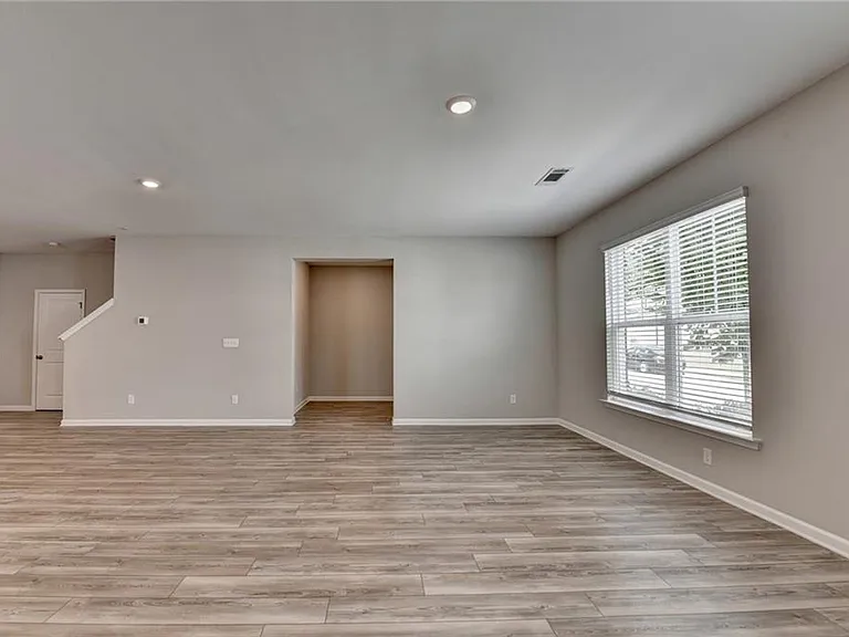 4335 Magpie Dr — Photo 13
