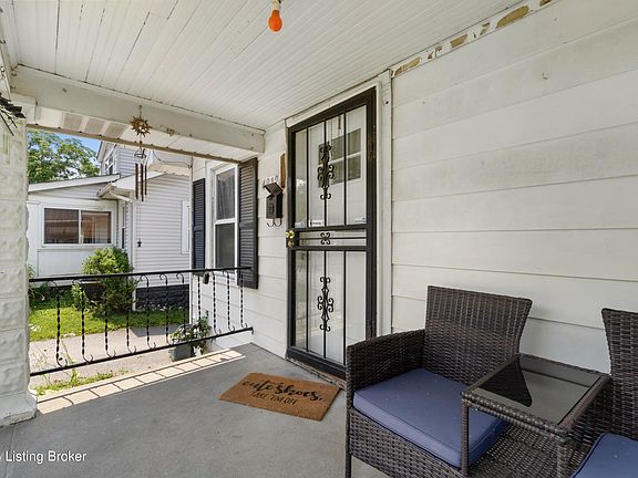 4th image of 4012 Henderson Ave