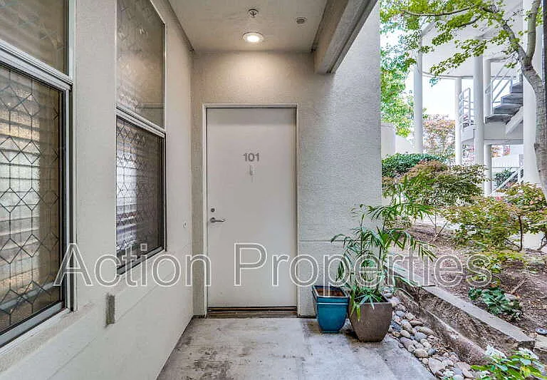 432 High St #101 — Photo 2
