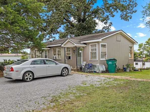 1107 E 31st St, Sheffield, AL 35660