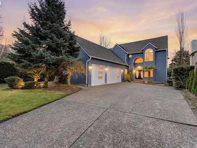 230 N Lotus Isle Dr, Portland, OR, 97217