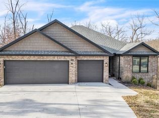 5 Burns Cir, Bella Vista, AR 72714