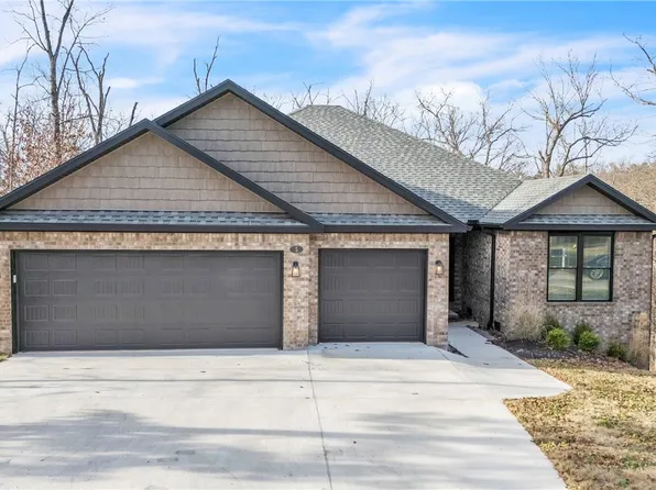 5 Burns Cir, Bella Vista, AR 72714