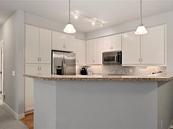 5th image of 15700 116th Ave NE APT 201