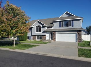 2870 N Dandelion St, Post Falls, ID 83854
