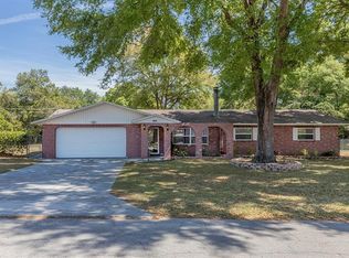 11802 Orangewood Dr, Dade City, FL 33525